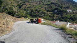 El Ayuntamiento sexitano lleva a cabo una campaña de bacheo en caminos agrícolas