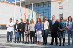 Salobreña muestra  su solidaridad y dolor por los atentados de París