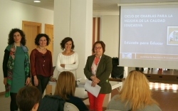 Comienza el ciclo de charlas para formar a padres y madres motrileños en la resolución de los problemas de sus hijos