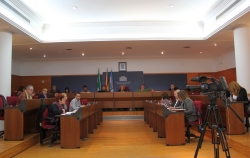 El Pleno aprueba la descatalogación parcial de terrenos en La Nacla para la construcción del nuevo cementerio