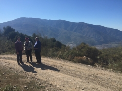 Diputación y Ayuntamiento de Órgiva buscan una solución para adecentar el camino que une Cerro Negro con  Carataunas