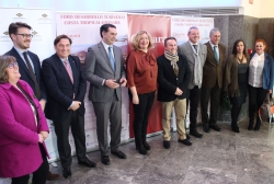 El foro desarrollo turístico de la Costa Tropical reúne a más de un centenar de participantes