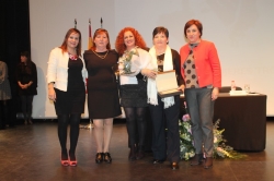 Salobreña rinde homenaje a pioneras de la enseñanza con motivo de la celebración del día de la mujer