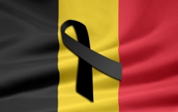 Motril muestra su repulsa por los atentados de Bélgica y se solidariza con las víctimas