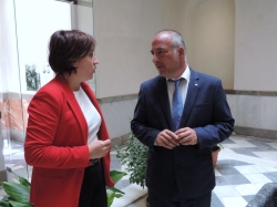 Sandra García: “La Costa Tropical debe ser pionera en desestacionalizar el Turismo manteniendo la oferta de nuestras playas durante todo el año”.
