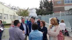 El Partido Popular muestra su apoyo a los padres de los escolares encerrados del colegio Garvayo Dinelly