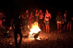 La alcaldesa de Almuñécar recuerda en un Bando el adecuado uso de las playas con motivo de la Festividad de San Juan 2016
