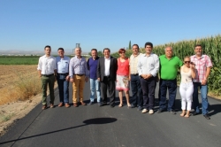 Diputación invierte más de 120.000 euros en el reasfaltado del Camino de Pinos Puente a la A-92 por los municipios de Valderrubio, Íllora y Láchar