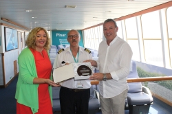 La naviera Balearia inaugura en Motril su nueva línea rápida con Melilla