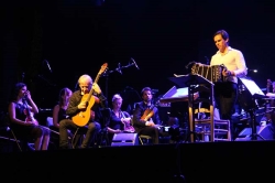 La Orquesta Sinfónica Ciudad de Atarfe dará esta noche un concierto junto al acueducto romano de Almuñécar