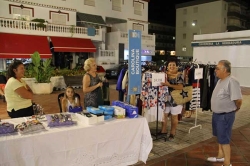 El comercio de La Herradura salió a la calle es con grandes rebajas bajo el nombre de "Street Market"