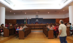 La alcaldesa recibe a medio centenar de niños y niñas del Colegio Público ‘Virgen de la Cabeza’