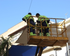 El Ayuntamiento acomete obras en la calle Camino de las Cañas para eliminar barreras arquitectónicas
