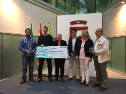 Salobreña recibe el galardón “Iglú Verde” por el incremento en el reciclado de vidrio