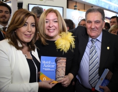 La presidenta de la Junta de Andalucía destaca el rico patrimonio de Motril ligado al azúcar y la enorme capacidad de crecimiento de la Costa Tropical
