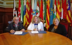 Ayuntamiento y Asociación de Comerciantes firman un acuerdo de colaboración para convertir a Motril en referente dentro de la Comarca