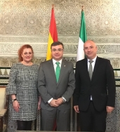 RUFINO TRASLADA AL NUEVO SUBDELEGADO LA NECESIDAD DE FINALIZAR EL ARREGLO DEL PASEO MARÍTIMO DE LA VILLA