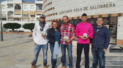Mª EUGENIA RUFINO FELICITA A LOS COCINEROS SALOBREÑEROS PREMIADOS EN EL CONCURSO DEL HOTEL VICTORIA PLAYA