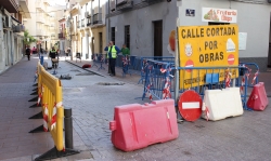 Comienza la segunda fase de las obras de mejora del pavimento de la calle Catalanes