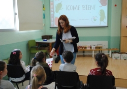 Da comienzo una nueva edición del programa ComeSano que recorrerá los centros escolares