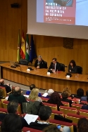 Diputación reúne a municipios, consumidores y empresas para dar respuesta a la pobreza energética en la provincia