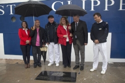 El puerto reconoce con una placa en el muelle el “compromiso” de la naviera Star Clipper con Motril