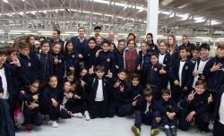 Niños y niñas del Colegio Santo Rosario visitan las instalaciones de la cooperativa Granada-La Palma gracias al programa ‘Del Campo a la Mesa’