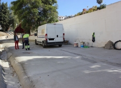 El Ayuntamiento cumple una petición vecinal y urbaniza el acceso peatonal al barrio de Aviación desde la avenida Enrique Martín Cuevas
