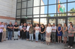 Salobreña guarda un minuto de silencio por la mujer asesinada en las Gabias