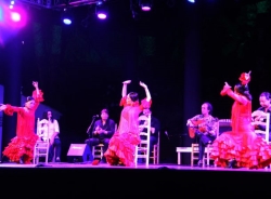 Almuñécar acogió con éxito una muestra de bailaoras japonesas flamencas