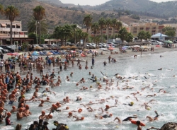 La XVIII Travesía a Nado de La Herradura cerrará este próximo domingo el Circuito Provincial de Travesía a Nado 2017