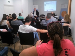 Mañana se celebrará en Salobreña un curso de “Gestion Profesional de las Redes Sociales.