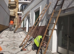 La fibra óptica llega al casco antiguo de La Herradura