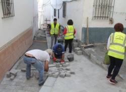 Las obras de rehabilitación de las calles San Joaquín y San Pedro de Almuñécar terminaran este mes