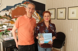EL ENTORNO NATURAL DE SALOBREÑA INSPIRA LA ÚLITMA OBRA DE JOSÉ VILLENA “VACACIONES EN ROCASALADA”