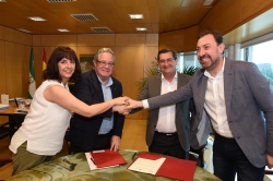 Diputación cede a Cruz Roja el albergue de la Ciudad Deportiva para la acogida de inmigrantes
