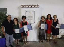 La Herradura rinde un sencillo y emotivo homenaje a cuatro mujeres destacadas por apoyar las tradiciones e iniciativas populares
