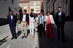 Las instituciones prevén que la línea de 400kv  creará en la zona norte de la provincia del mayor polo de renovables de España