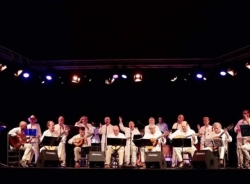 El grupo almeriense Almenara ofreció un bello y solidario concierto en Almuñécar