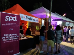 La Diputación inicia un programa para informar en las fiestas locales a adolescentes y jóvenes de los riesgos del consumo de alcohol y drogas