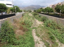 Almuñécar pide a la Junta la limpieza de los cauces de los ríos y ramblas del municipio