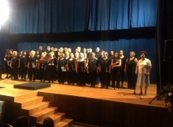 La Coral Santa María de la Victoria ofreció un bello concierto en La Herradura