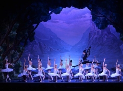 El Ballet Nacional de Rusia presenta este jueves en Almuñécar El Lago de los cisnes