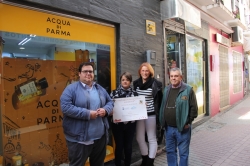 Entregan los premios del concurso de escaparates navideños de Almuñécar