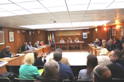 Almuñécar adjudica la limpieza y la recogida de residuos a FCC por más de 5 millones de euros anuales