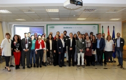 UNA TREINTENA DE PROFESIONALES DEL SECTOR AEROESPACIAL ACUDEN A UN FORO CON EL ASTRONAUTA JEAN-FRANCOIS CLERVOY