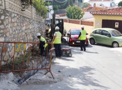 Almuñécar inicia los trabajos para dotar de alumbrado público la calle Almendros