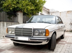 Almuñécar y La Herradura reciben este domingo la visita de una concentración de coches clásicos de la marca Mercedes