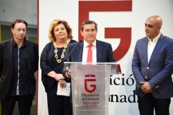 Diputación otorga el Pozo de Plata al poeta Luis García Montero