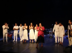 La cantaora sexitana María Gómez “La Canastera” presentó con éxito su primer trabajo discográfico